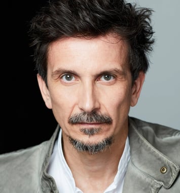 Arnaud Tsamere, Tous Contraints