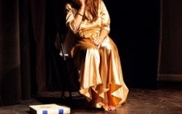 La Folle et Inconvenante Histoire des Femmes