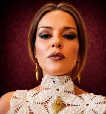 Tereza Carvalho, Voyage