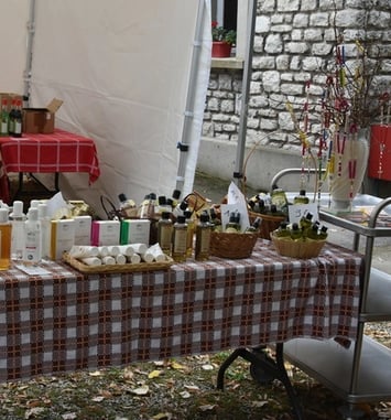 Ventes de beaux et bons produits monastiques des Soeurs du  monastère Saint-Joseph des Bénédictines de Jésus Crucifié