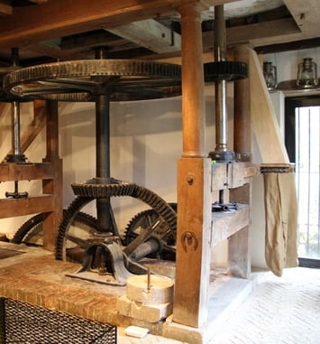 Visite commentée d'un moulin à eau : le moulin Russon