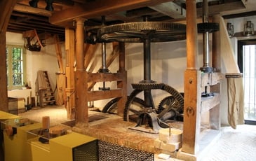Visite commentée d'un moulin à eau : le moulin Russon