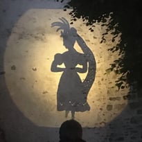 La fête de Perrault, un spectacle de contes à la lanterne magique