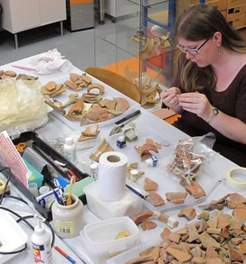 Visite guidée de la base archéologique