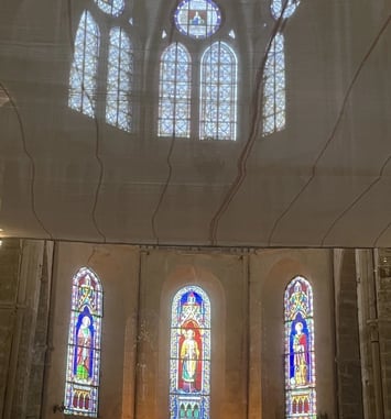 Exposition de cartes postales et de photos consacrées à l'église