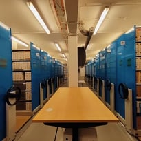 Visite des réserves des archives de Grand Paris Sud